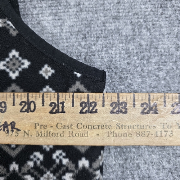 Croft & Barrow Black White Fair Isle Sherpa Fleece Vest WXL Oversized - Picture 6 of 10